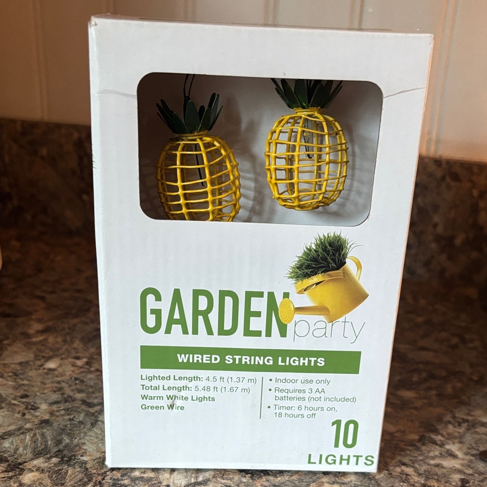 Wired Pineapple String Lights NIB